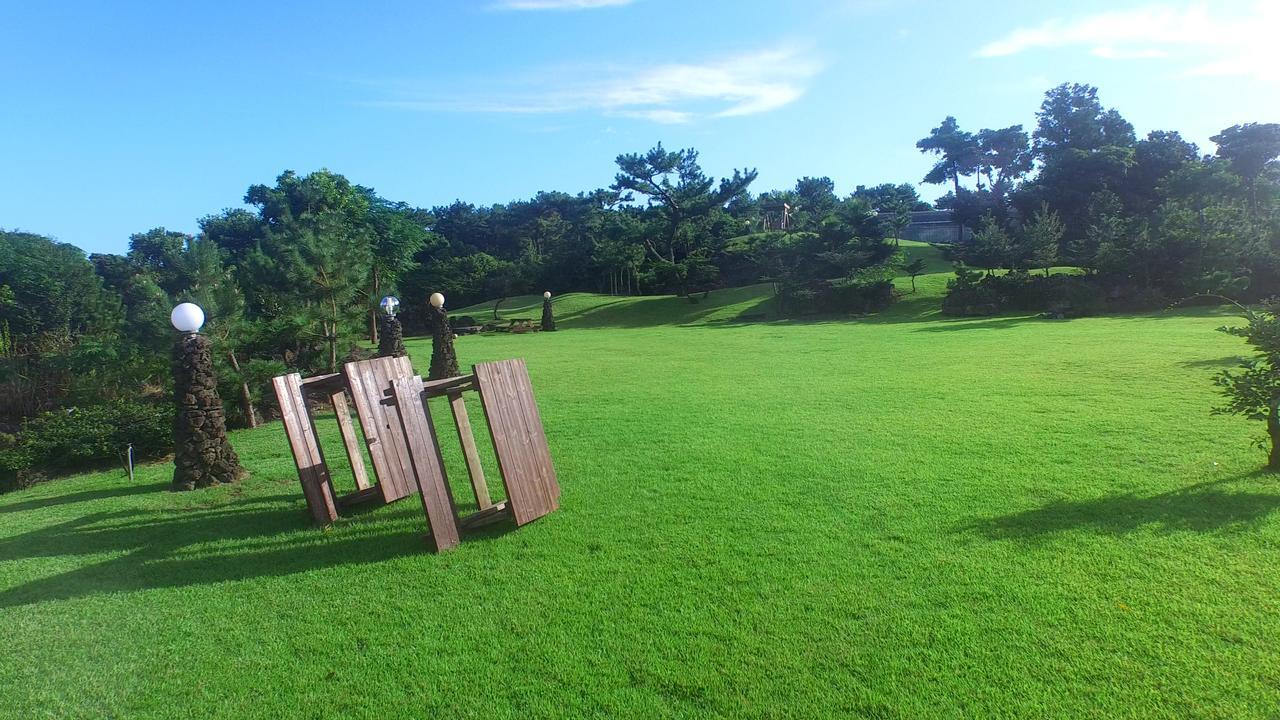 Jeju Bille Log Pension Seogwipo Bagian luar foto