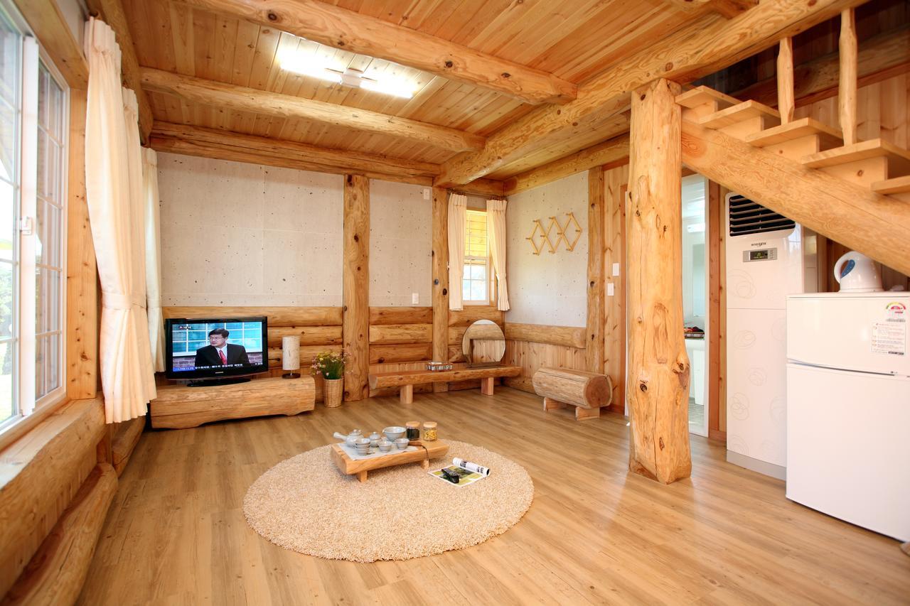 Jeju Bille Log Pension Seogwipo Bagian luar foto