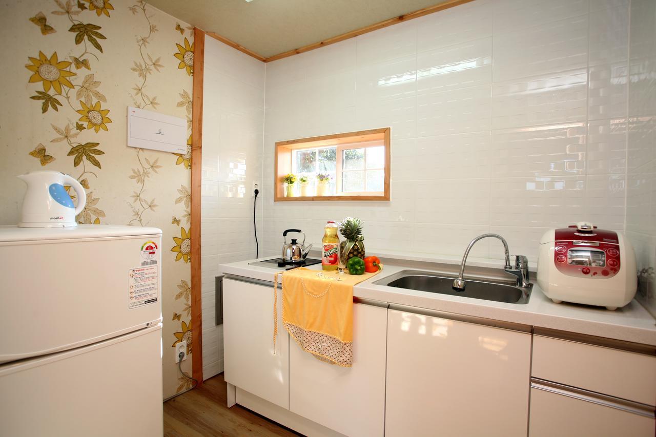 Jeju Bille Log Pension Seogwipo Bagian luar foto